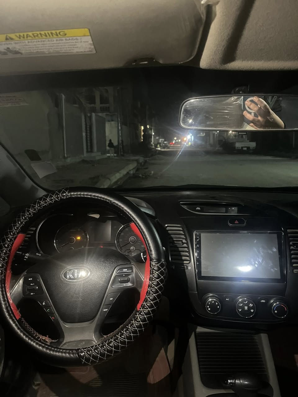 سلام عليكم فورتي 2015 محرك2000 سياره جاهزه من كلشي موصفات كامره تحكم استيرن نظام اسبورت 
مكان السماوه للبيع سعر115
رقم الهاتف***********
