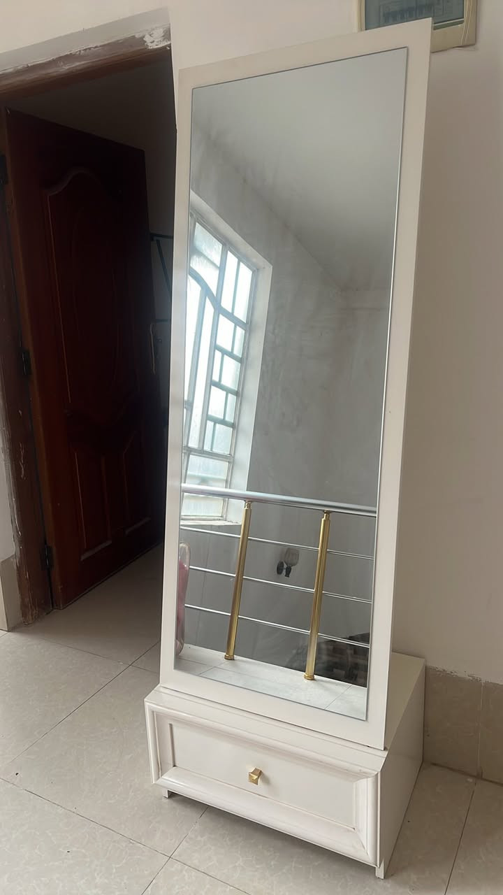 غرفة ٩قطع الضررفقط مراية الميز تواليت السعر مليون و١٠٠غرفةثقيلة وضخمة


**إذا كنت صاحب هذا الإعلان وتريد حذفه لأي سبب، رجاءا أرسل رسالة إلى الدعم الفني**