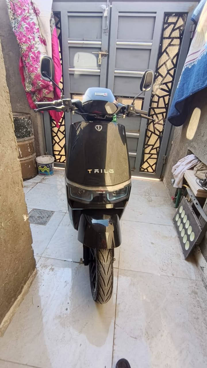 دراجه شحن شركه تيسله جديده صارلي شهر اخذته
سرعه 60 شحنه الفول يمشيك 80كيلو متر وياه ثنين بصمه سعر 850قفل مكان طريق كربلاء نجف عمود 130
رقم ***********
