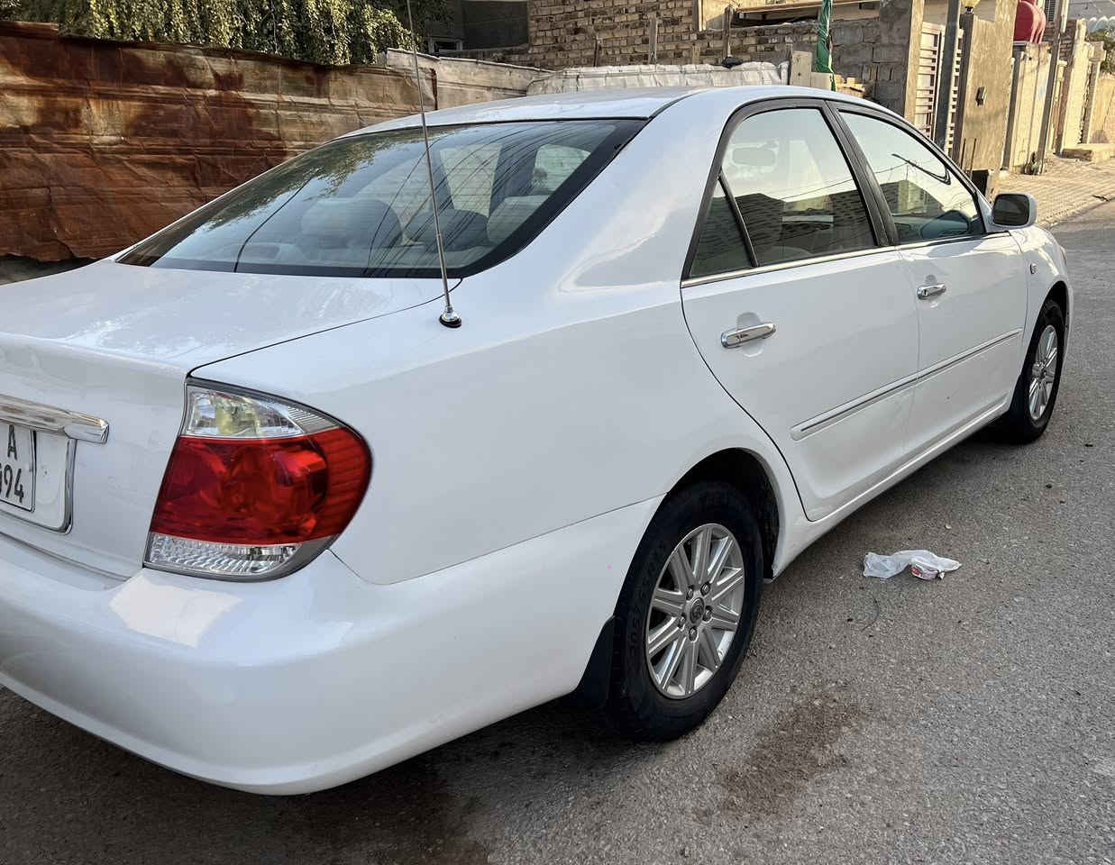 السلام عليكم عندي كامري الموديل 2006 خليجية السيارة كلش حلوه بية شوية صبغات رقم بابل باسمي تخم تاير جديد رقم جديد السيارة كلش جديده وحلوه السعر 110بيه مجال مكاني نجف ***********
