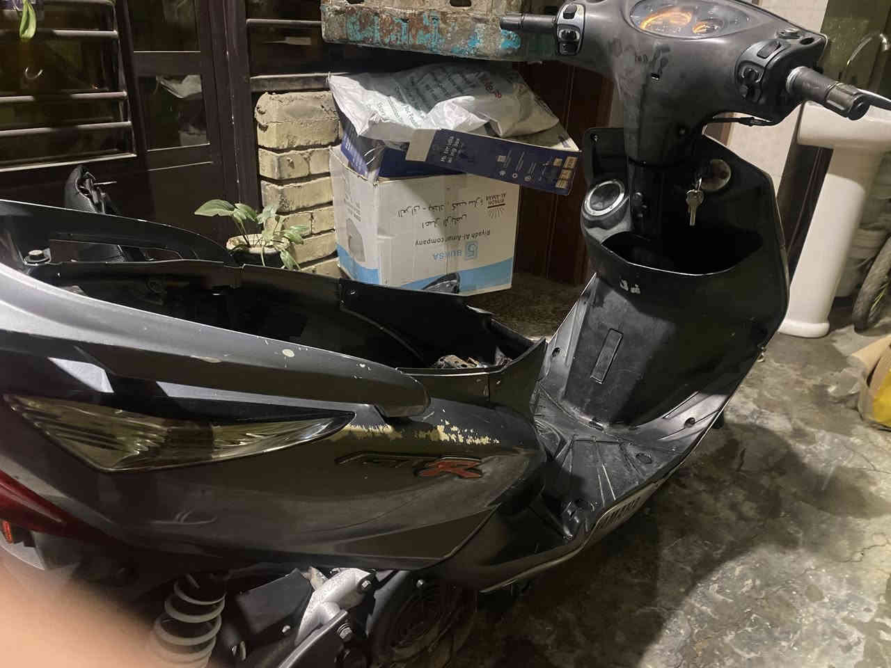 السلام عليكم 
للبيع 
دراجة ماكس ثعلب نوزل ليبل واحد كله مطابق الدراجه خير من الله رجاءً لحد يكسر بالسعر رايدها ب700 
للاتصال ***********
مكاني بغداد الشعله الخطيب
