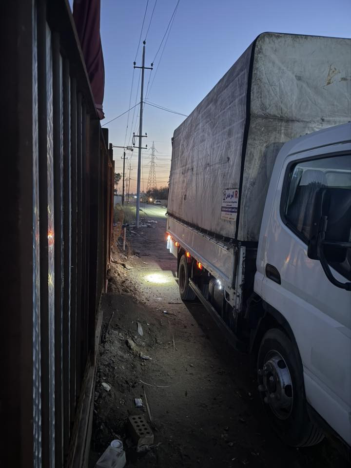 السلام عليكم كنتر 2009 رقم واسط للبيع كامله سعر 180وبيه مجال للستفسار اتصل***********
