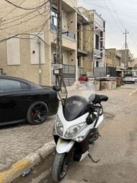 تي ماكس 2011 مكينه نضيفه وناعمه ما مفتوحه  عليها صالنصه رياضي وكفراتها...