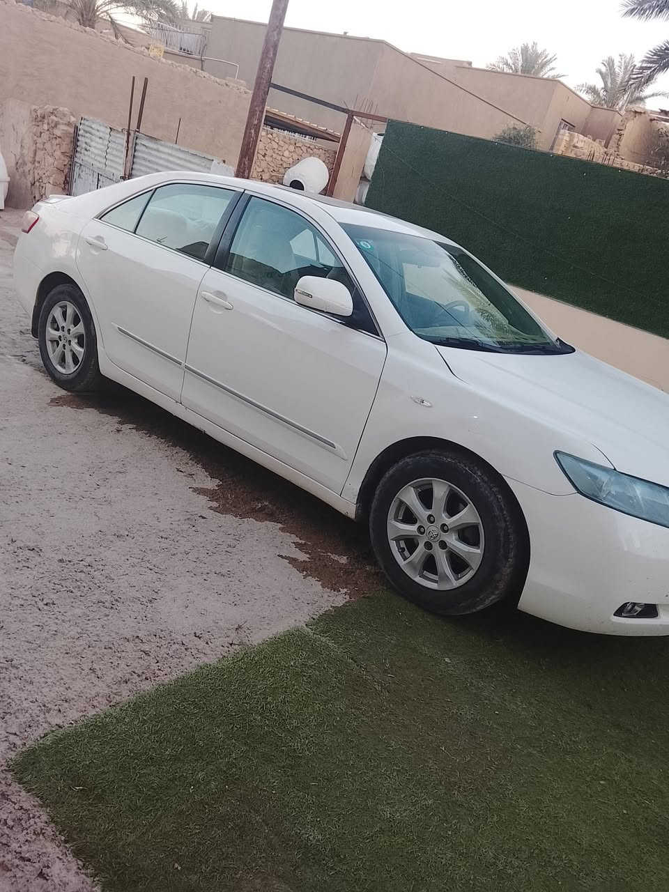 السلام عليكم
كامري 2009 خليجي 
تحويل مباشر 
فول مواصفات 
مكينه 4سلندر
تبريد ثلج 
السعر 105
***********
العنوان الانبار
