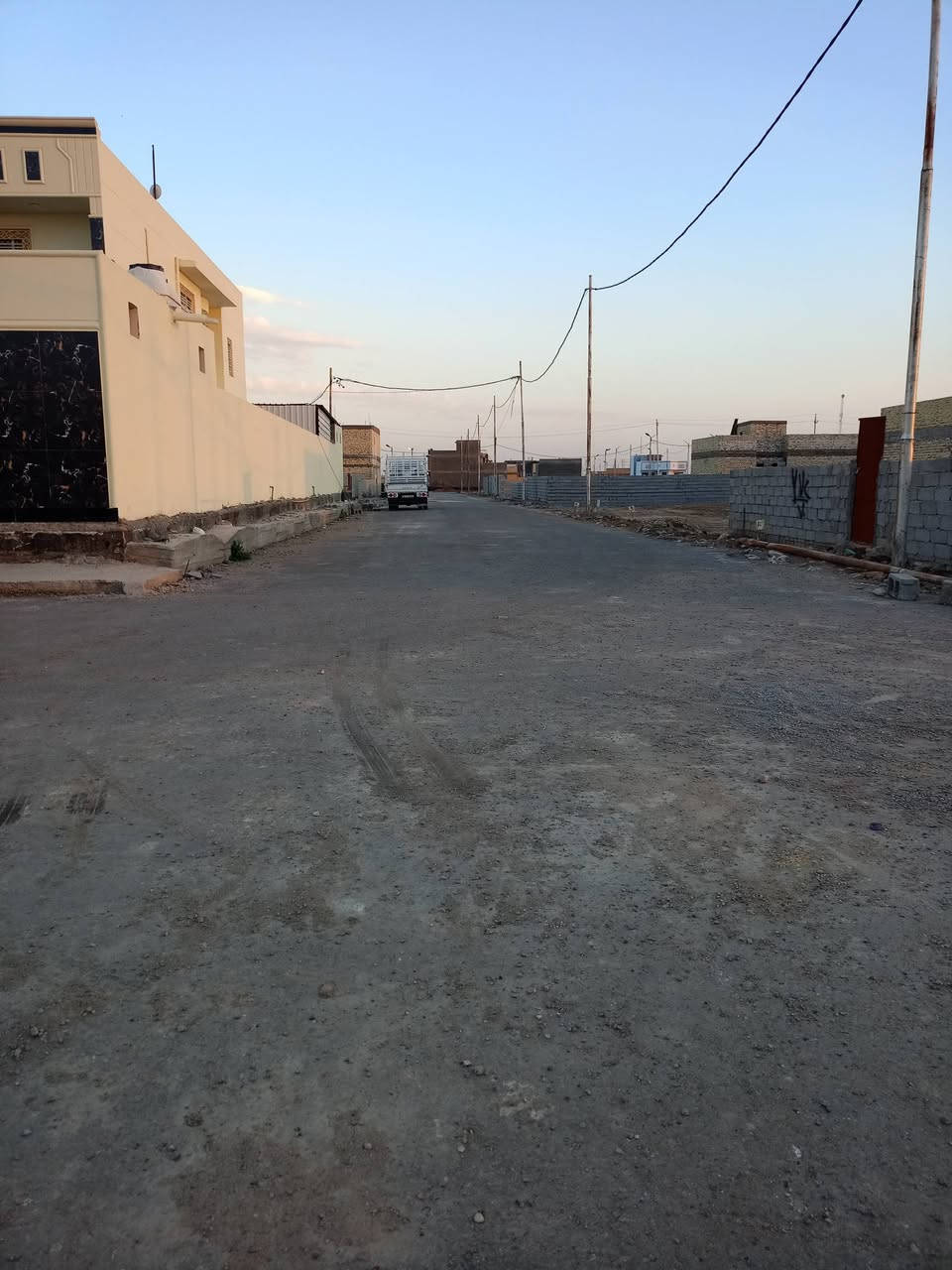 السلام عليكم توجد قطع اراضي زراعيه سند 25 بساحات واسعه وأسعار تنافسية خلف حي  الجامعةاو خلف تانكي الماء الاتصال أو الإستفسار ***********
