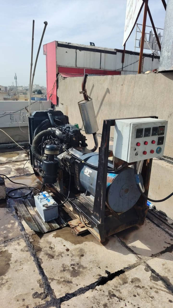 السلام عليكم مولده للبيع
حجم 3600 

150 امبير شرط الشغل 

السعر 19 ورقه وبيها مجال قليل 

شراي اتصل عل رقم ***********

العنوان كركوك شارع القدس قرب مجمع حسان أوغلو
