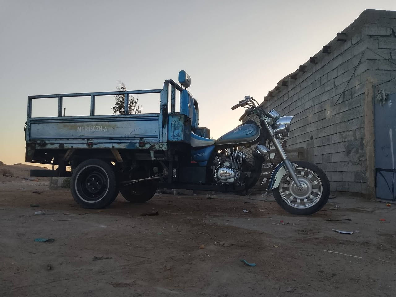 السلام عليكم ستوته انت عار للبيع موديل 2019 مقفوله كفاله عامه مكان النجف ابو صخير ما عايزه برغي رقم انجليزي ماكينه جديده كلها مقفول تخم تار.  ــــــــــــــــــــــــ ***********
