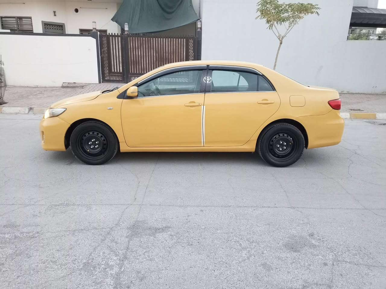 بسم الله مرحبا تويوتا كورلا موديل ٢٠٠٨ خليجي بيه جاملغ امامي طرف سايق وبونيد واصل ع  شاصي ٤ اصابع طرف سايق فقط البونيد والجاملغ معدل نفسه كير محرك شرط تبريد ثلج رقم بغداد مشروع وطني دفتر بانزين بي وكاله بسمي تخم تاير جديد صدر شويه تعبان سعر ٨٥ بي مجال قليل *********** واتساب ***********
