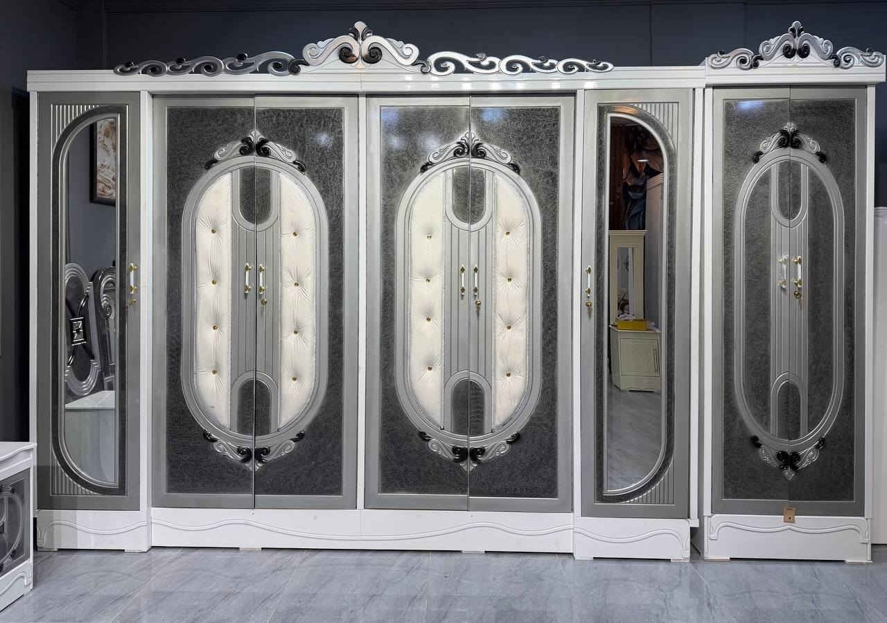 بێد (تەخت): بلۆک، ٦ قاچی هەیە.
درێژی بێد: ٢٠٠ سم.
​پانی بێد: ١٦٠ سم.
​پشتی بێد: بە بڕاغی (قوفڵ) جێگیر دەکرێت.
​🔴 گەیاندنمان هەیە


**إذا كنت صاحب هذا الإعلان وتريد حذفه لأي سبب، رجاءا أرسل رسالة إلى الدعم الفني**