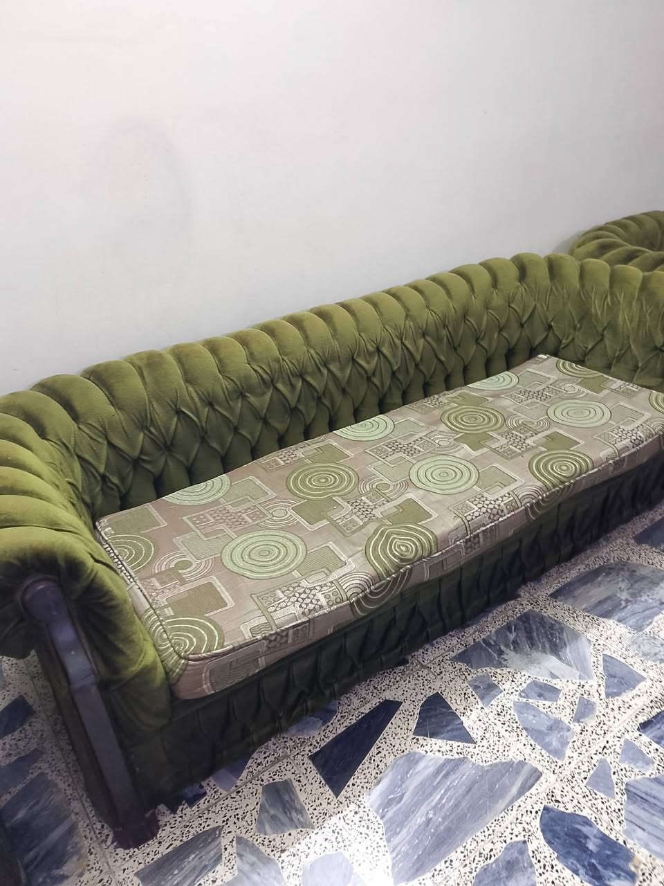 السلام عليكم نص تخم للبيع السعر 150 الف الشراي يدخل خاص


**إذا كنت صاحب هذا الإعلان وتريد حذفه لأي سبب، رجاءا أرسل رسالة إلى الدعم الفني**