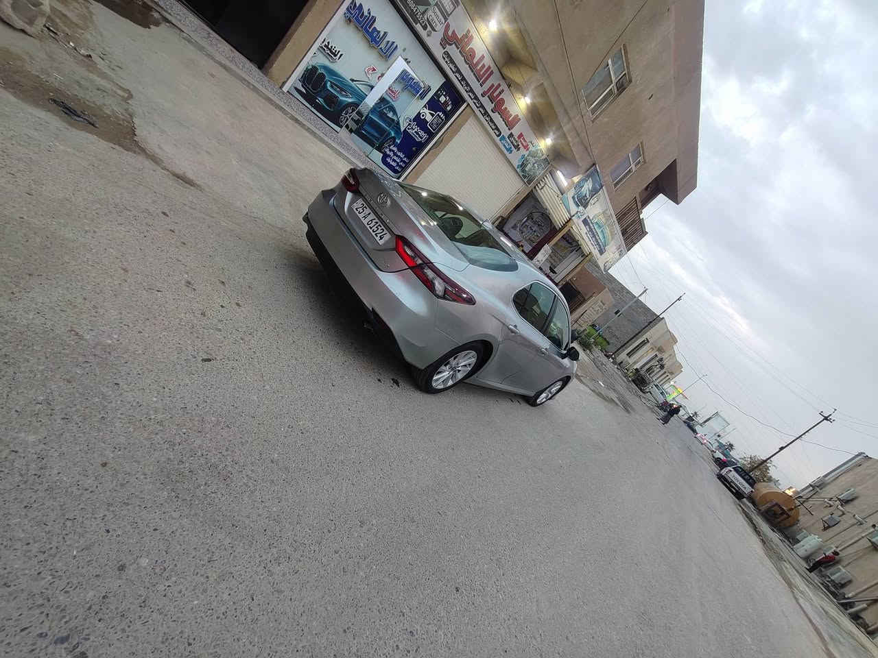 السلام عليكم كامري موديل 2023 LE ضرره موضح بل سونار العنوان صلاح الدين تكريت السعر 195للستفسار/***********/***********اخوان الكل على راسي كلشي اكو بل سوك
