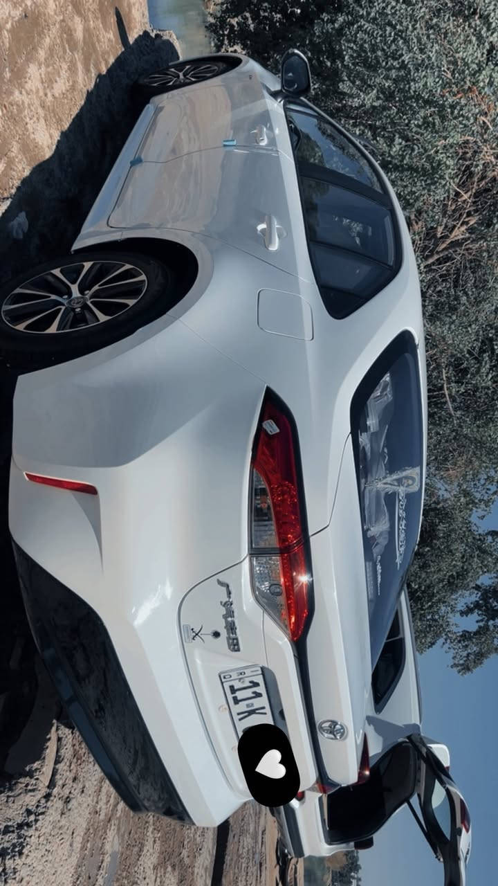 السلام عليكم
🚘 كورلا هايبرد 2025 

COROLLA 2025 🚘

📜 المواصفات 👇

🚘 خليجي 

🚘 6000 كيلو متر

🚘 الموديل 2025

🚘 سعة المحرك 1,8L

🚘 مرتبط بناقل حركة أوتوماتيكي 

🚘 عدد AIR BAG 8

🚘 سلايد رووف

🚘 لايت زينون + LED

🚘 حجم الاطار 205/55R16 

🚘 ويل كب 16

🚘 مفتاح التشغيل بصمة

🚘 دشبول ديجيتال 

🚘 شاشة اصلية

🚘 كاميرا 

🚘 مثبت السرعة Cruise

🚘 تحديد المسار

🚘 المودات والأوامر الصوتية

🚘 فحص أنظمة السيارة 

🚘 حساسات ضغط اطارات 

🚘 تبريد شاشة

🚘 قطعتين تبريد

🚘 هاند بريك بصمة

🚘 نظام مانع الانزلاق 

🚘ا ISOFIX    ايزو فكس

🚘 اوتو هولد Auto Hold 

🚘 اشارة في المرايا الجانبية

🚘 مخرج منفذ الطاقة

🚘 ا  Bluetooth 

📍 العنوان الديوانية المركز

💵 السعر 160 ورقة وبيها مجال بسيط.  

ـــــــــــــــــــــــــــــــــــــــــــــ

📳  *********** سيد علي:
