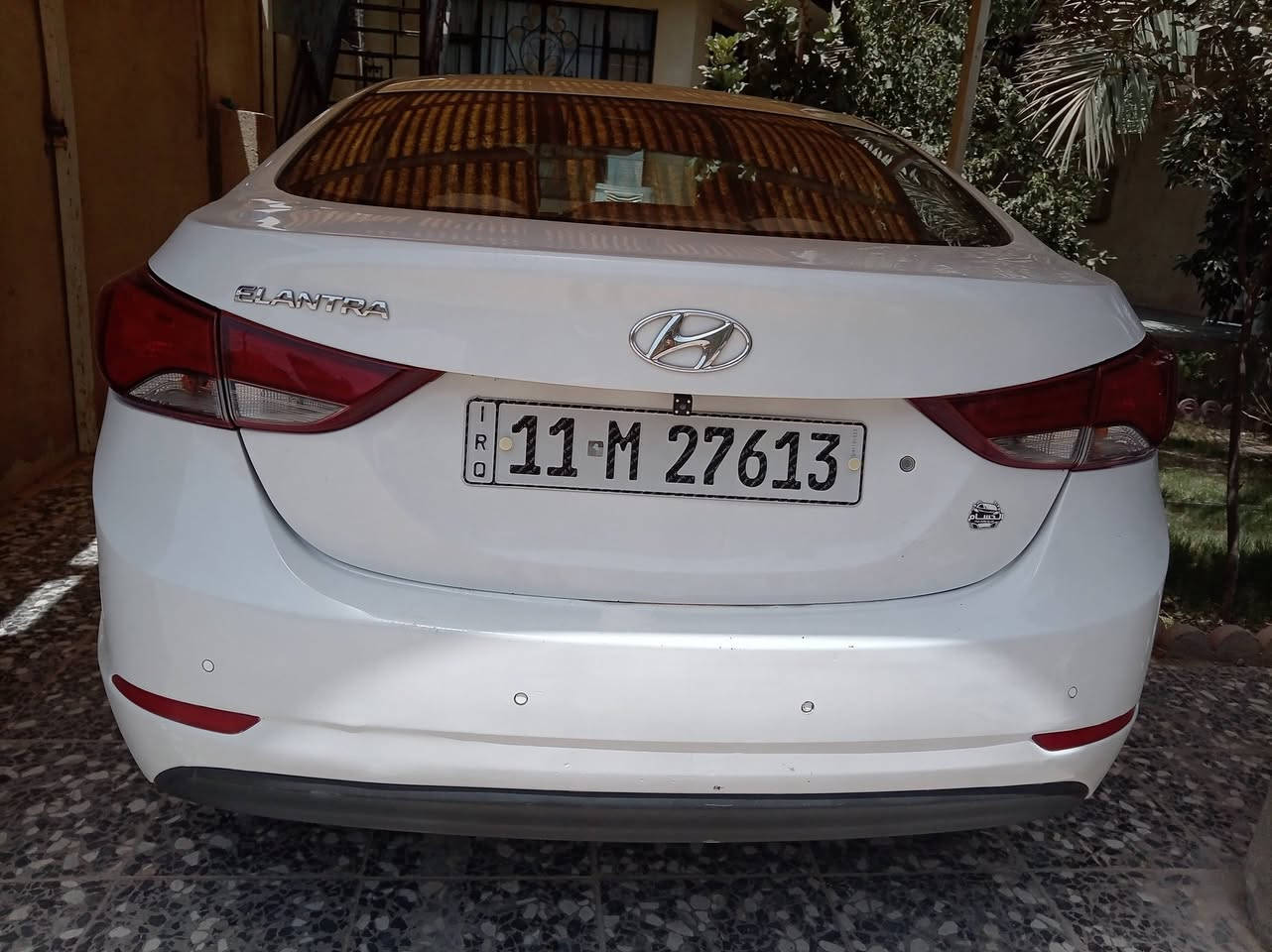 السلام عليكم النترا خليجي 2016 فول مواصفات عدا البصمه المواصفات
شاشه كبيره
فتحت سقف (سلايد روف) 
اشاير بالمري
مري شفط
تحكم ستيرن
تبريد قطعتين
محرك  1800
........................... 
كير مكينه مكفولات
تبريد تدفئة شغال 
رقم بغداد الدولي 
السياره بيه فقط بارد مثل ما موضح بالسونار
............................... 
السعر 130ورقه
مكان السياره كربلاء الحر 
للاستفسار أكثر ***********
