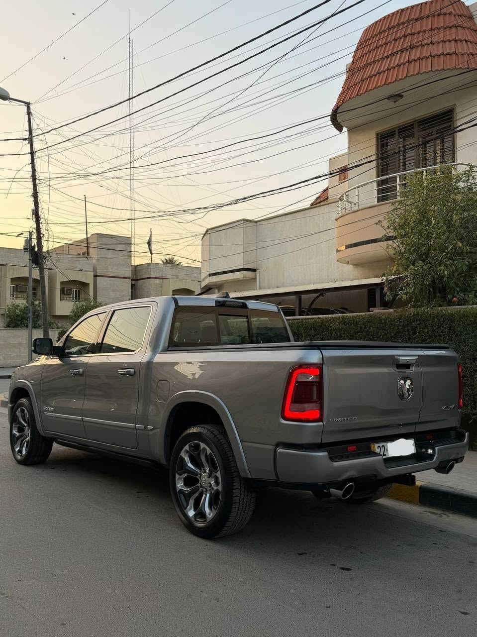 دودج رام موديل 2022 وكالة هارلم 
مكفوله كفاله عامه السعر 46500$ بيها مجال   مكاني بغداد ***********
