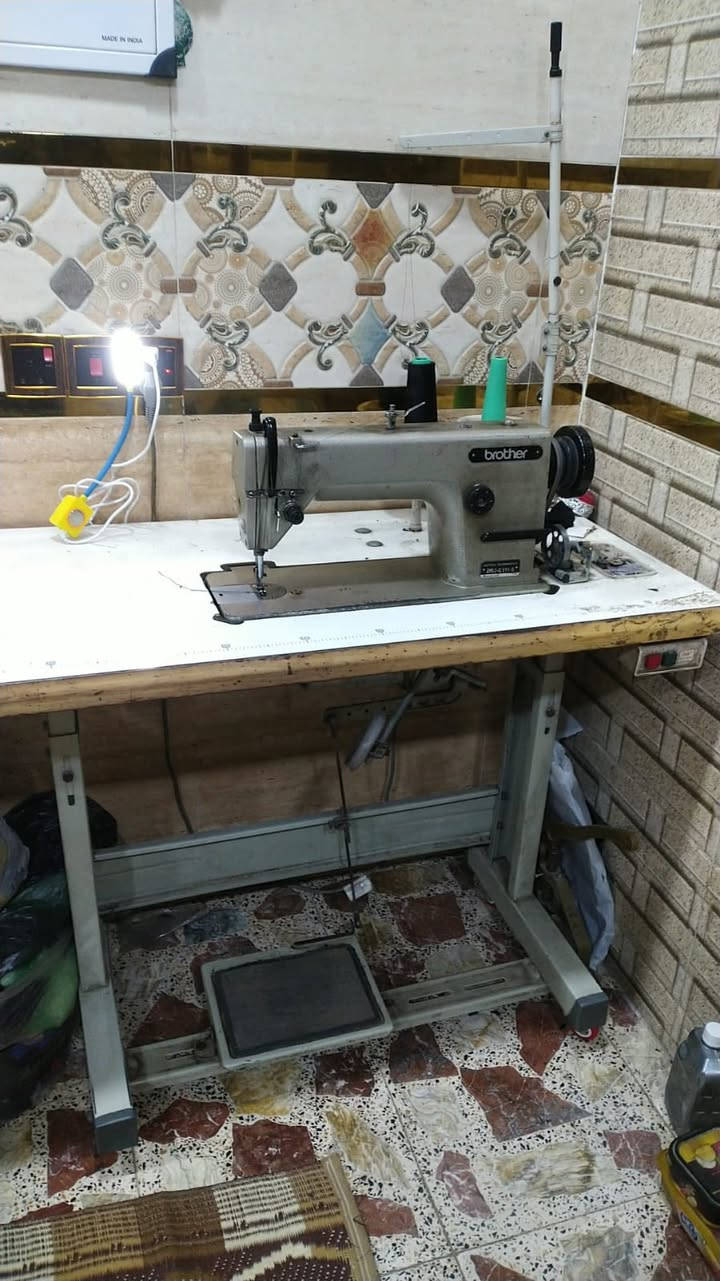 مرحبا مكينة صناعية براذر باب اول للبيع السعر ٣٠٠ وبيهة مجال


**إذا كنت صاحب هذا الإعلان وتريد حذفه لأي سبب، رجاءا أرسل رسالة إلى الدعم الفني**