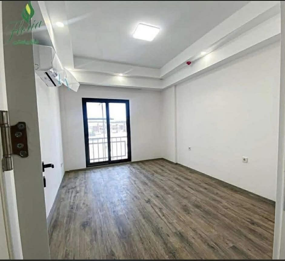 شقق vip للإيجار
‎ابارت فيلا مشروع فلوريا ستي

‎مساحة ١٤٥متر

‎ثلاث غرفة دوبلكس و صالة و مطبخ 

‎فارغ بي سباليت و كاونتر و طباغ

***********
