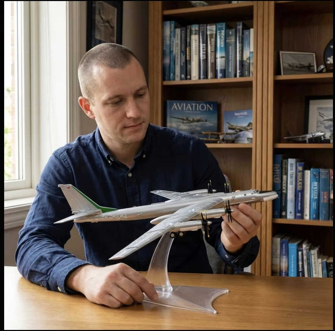 نموذج طائرة قصف  TU-95سوفيتية🇷🇺
قياس 1:200 
المقطع  تصوير حقيقي اول تعليق
سعر110 الف


**إذا كنت صاحب هذا الإعلان وتريد حذفه لأي سبب، رجاءا أرسل رسالة إلى الدعم الفني**