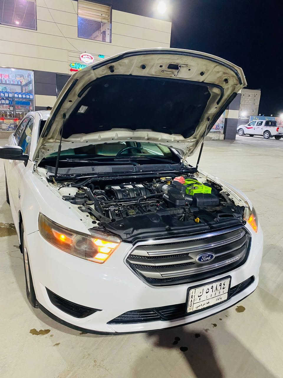 ماكو هيج نضافه بهيج سعر
فورد تورس موديل 2015
السياره بلاد على وضع الشركة
بيها صبغ هلالات جاملقات فقط 
رقم بغداد تحويل ثاني يوم 
السعر 123 وبيها مجال بسيط
للاستفسار 
*********** بغداد, العراق
