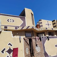 عندي بيت للبيع 100 متره بلرشديه يرهم مراوس 07832186414