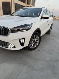 سورنتو ٢٠٢٠ • فول موصفات • مكينة ٦