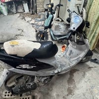 دراجه ماكس منغولي للبيع مكينه مامفتوحه كهربائيات كله شغاله بيه صالنصه ...