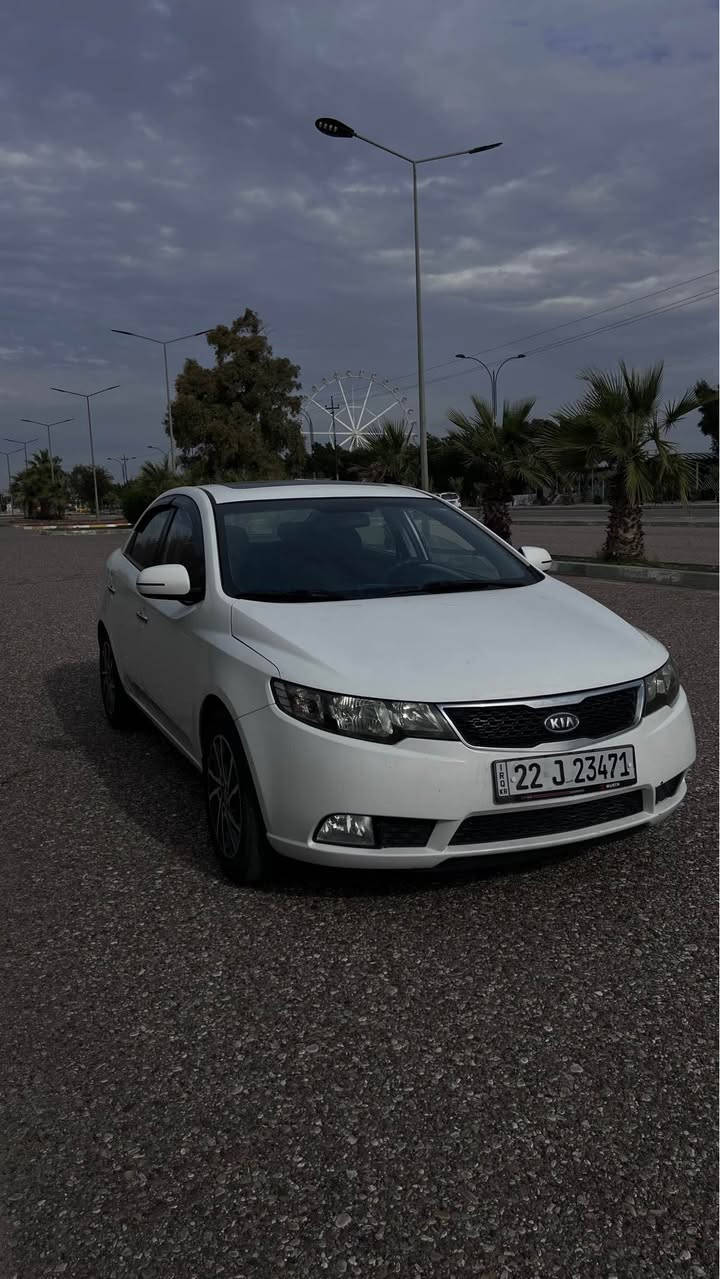 كيا سيراتو موديل 2012 رقم اربيل بسمي فول سيارة عدى البصمه بطاقه بانزين موجوده مع صوره للسونار . *********** كركوك, العراق
