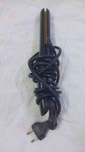 غراض للبيع كاويه شعر ٥ الاف شسوار ٥ آلاف برامه شعر ٥ الاف جهاز تدليك ٥ الاف تبدل بطاري يشغل سيار كهرباء ألماني ٥ الاف كلهن اصلي وشغالات ولي ياخذهن شلع اساهل وياه عنوان مدينه صدر رقمي ***********
