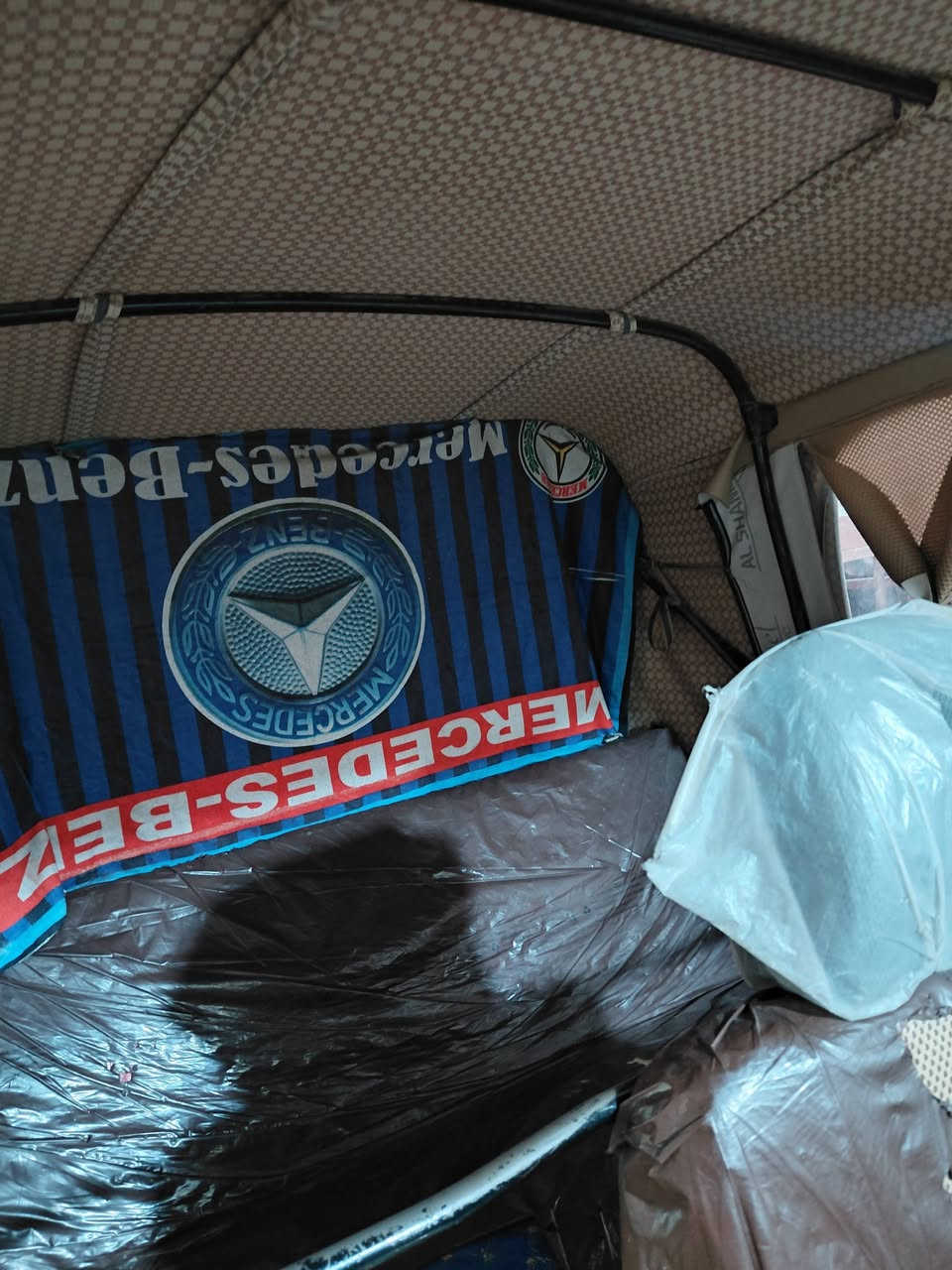 السلام عليكم تكتك 19 للبيع اوراق سيد خلدون سعر 4800 وبيها مجال اتصال ***********
