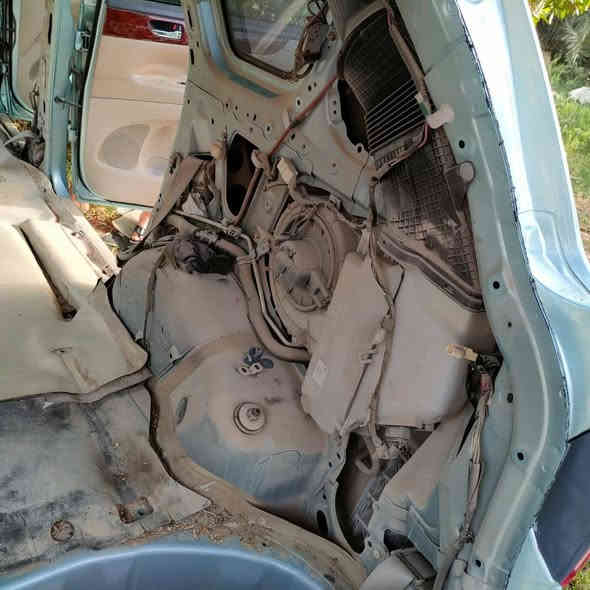 تنضيف غرفة السيارات تنضيف السيارة من الداخل عمل حمام داخلي الاتصال والاستفسار 
***********
