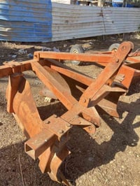 دسك • معدلان • عربانه