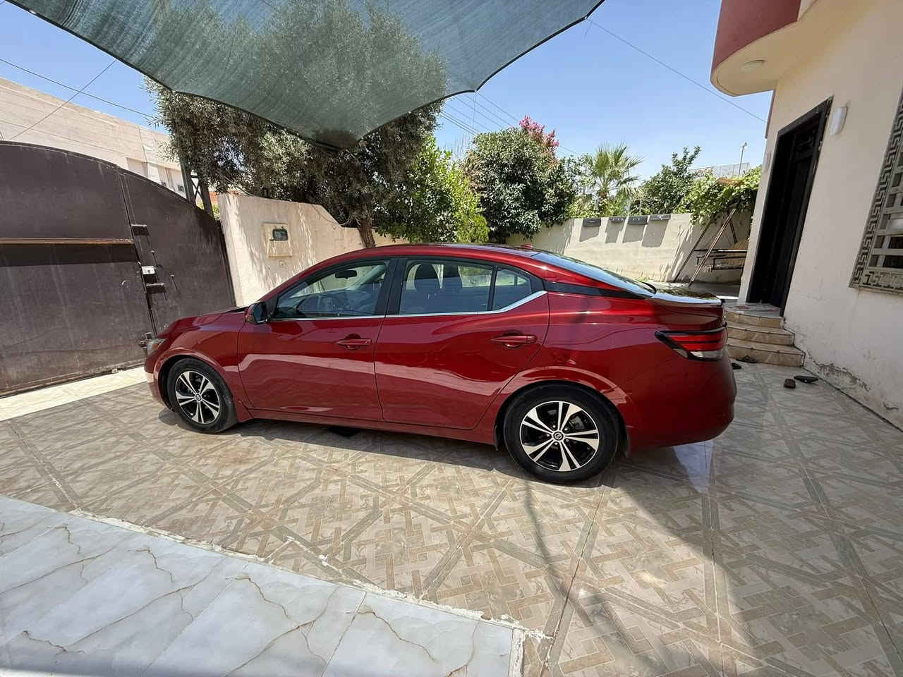 ‎NISSAN SENTRA SV 2021
‎موديل : ٢٠٢١ 
‎موصفات : SV
‎بصمه 
‎شغال
‎شاشة ايباد 
‎كاميره 
‎ويل كب
‎رادار امامي و خلفي و جانبي
‎حجم محرك ( 2.0 )
‎ماشي : 44 الف ميل 
‎سعر : 122 $ و مجال بسیط 
‎سبخ : جاملغ سکن تجاری و نصف باب و بونیت سبغ وبی حالوب 
‎ارباك ستيرن رجع بيلادي 
‎حجر صالنصه (كزوز )موجودبيلادي
‎سياره رقم سلیمانی جاهز تحويل مضمون
‎عنوان : کەرکوک 
‎رقم تلفون 
‎*********** / واتسئاب 
‎
