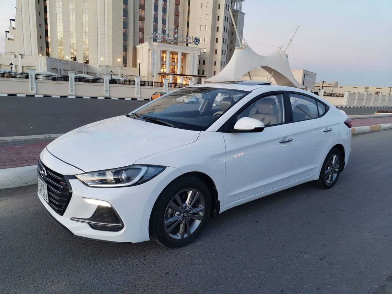 السلام عليكم سياره النترا 2019 سوبر اللبيع فول مواصفات اله بصمه ماشيه ١٤٠ حقيقي السعر ١٦٠ بيها مجال شي قليل الاستفسار عل الرقم التالي تفاصيل مالتها *********** اني مكلف بل النشر
