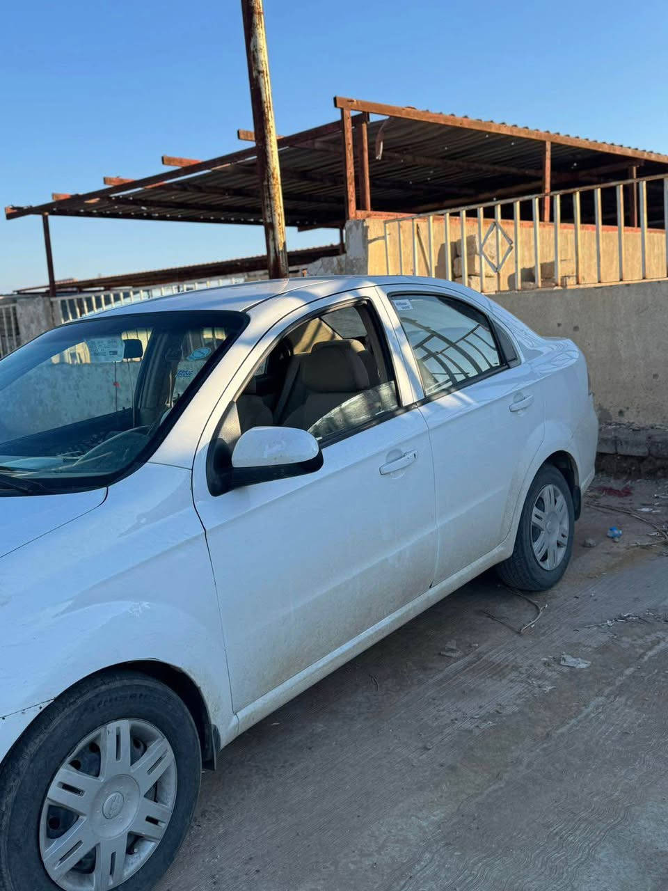 أفيو 2011 كير محرك بشرط خليجي السيارة
كير اوتو محرك مفتوح يجي تبريد شغال
تخم تاير صدر جديد 
بدون نقص السعر 60  بيها بارد شي قليل مبين بالجاملغ وشويه من طارف البنيد بيجي, صلاح الدين
