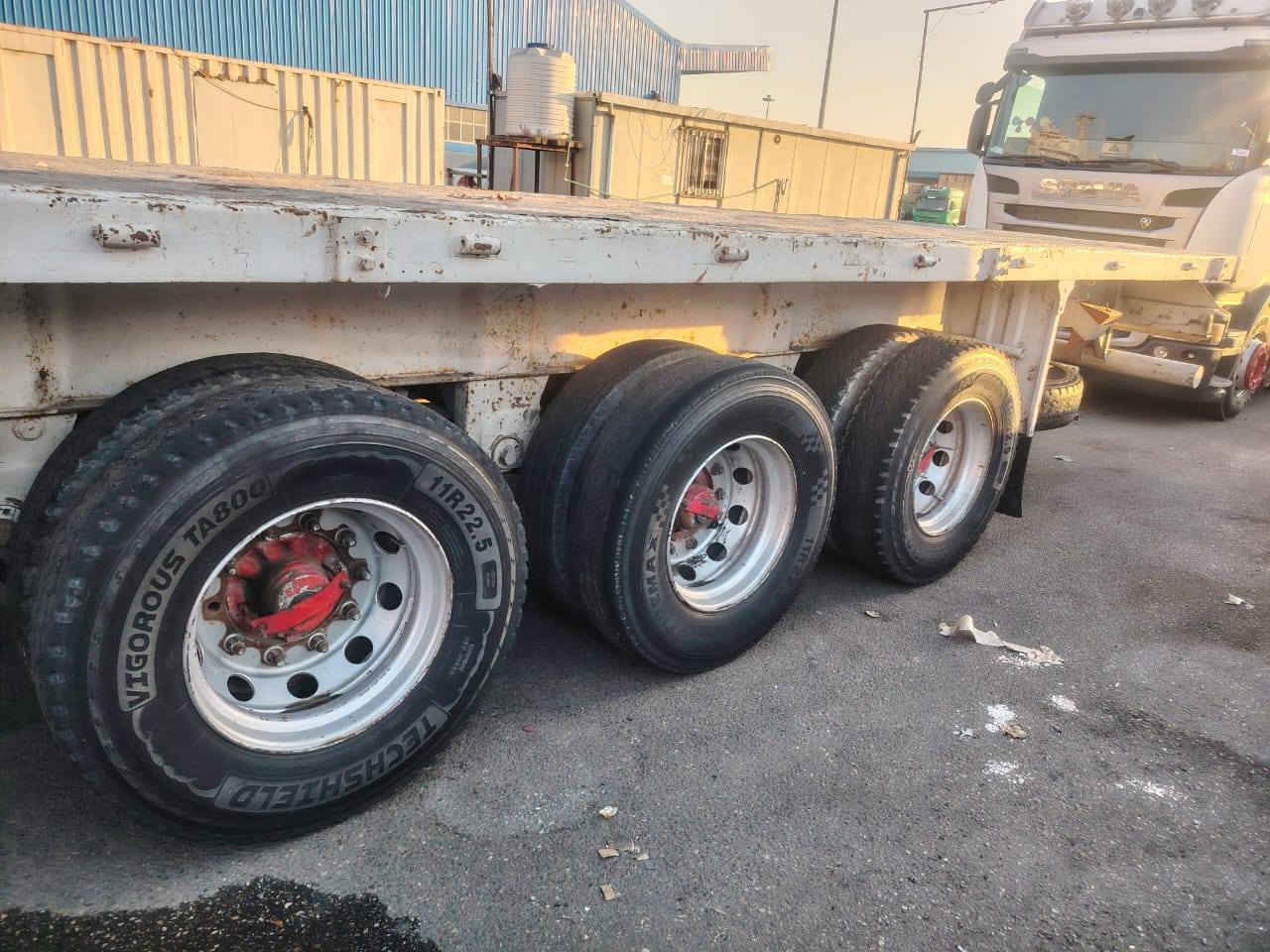 على بركت الله عربانه ماموت مزوج على 11 مكفوله كفاله عامه تخم تاير مطبخ ثلاجه صناديك قاعده سبيرات تانكي ماء
او مراوس بحدادي /والله شاهد اني مكلف بنشر رقم راعيه ***********
