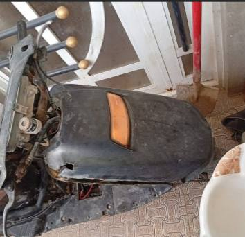 دراجه للبيع كامكو قديم
دراجه حلوه ونضيفه كهربائيّ شغاله اشاير شغاله سلف شغاله بس كاعد امشي وانطفت بعد ماعرف 

السعر 150 وبيه مجال 
العنوان /النجف الاشرف حي النداء 
الرقم  ***********
السعر 150وبيه مجال
