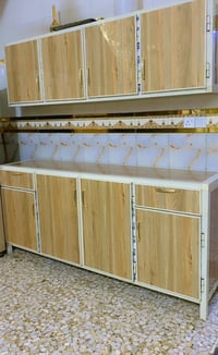 كاونتر المنيوم تفصال جديد نضيف سعره 425مكان مدينه الصدر رقم 0771050890...
