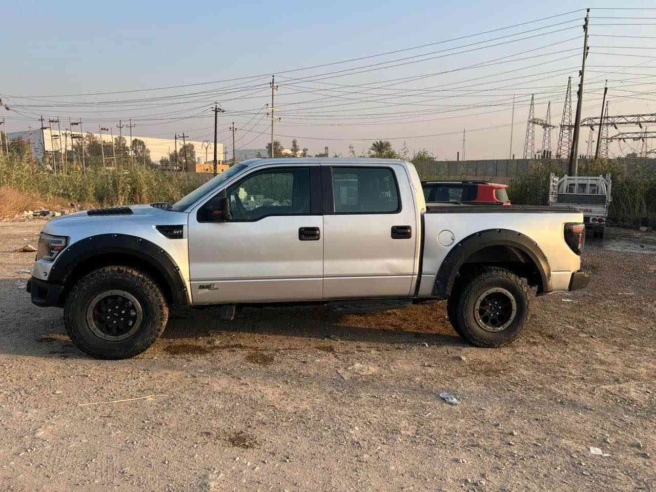 فورد رابتر 2013
محرك 6200 
گیر 6 نمر 
ترفیع آمریکی 
وارد خليجي 
3 قطع صبغ چاملغ وباب السائق وباب البدي 
سعرها 188 وبيها مجال 
لتواصل والاستفسار 
ديالی بعقوبه *********** بعقوبة, ديالى
