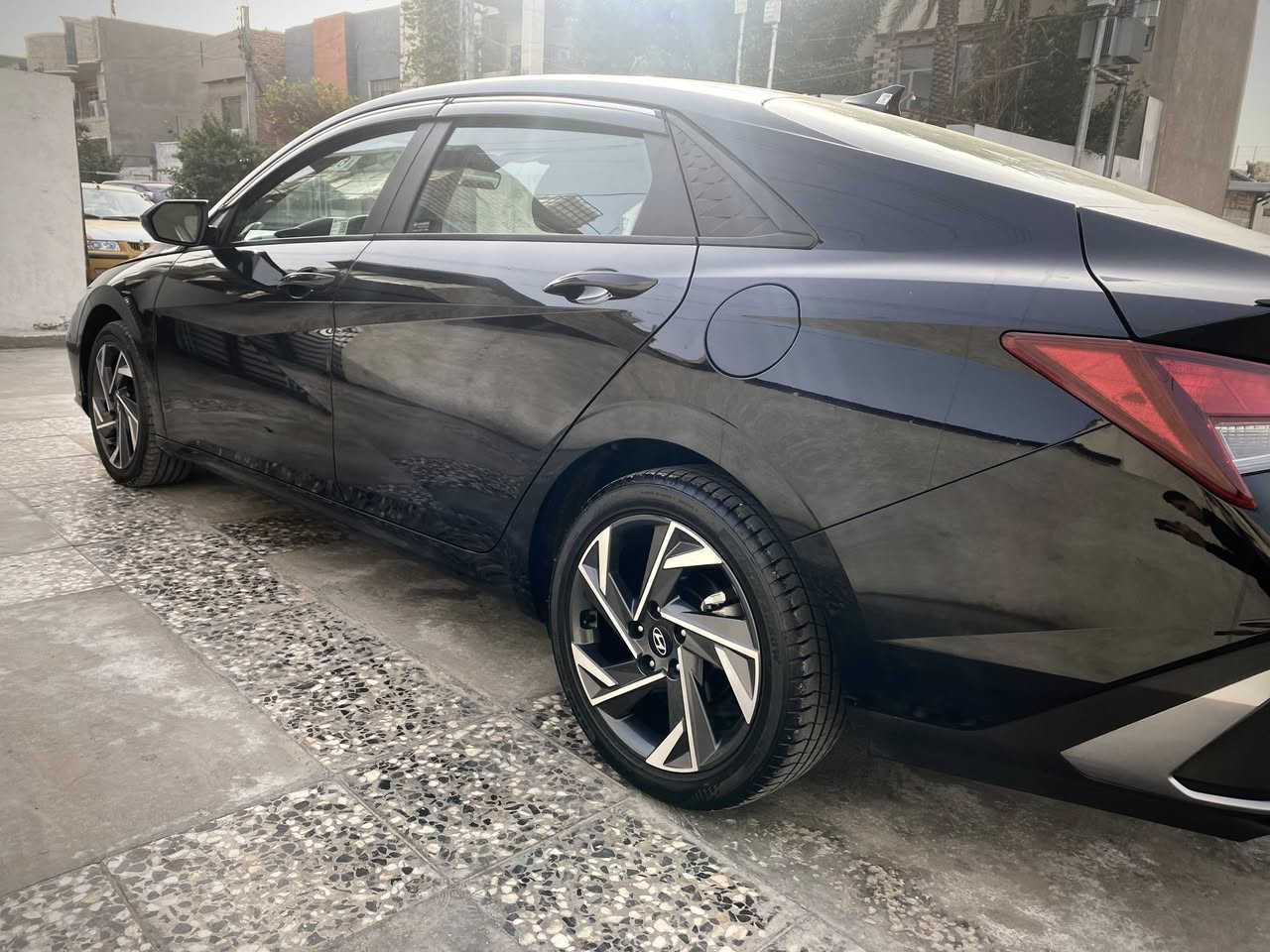 السلام عليكم
هونداي النترا 2025. ( كلين ) 
ماشيه ٣ الف
بدون تبديل بدون صبغ 
صور امريكا داخل منشور 
سياره بدون رقم بسمي 
السعر 150
عنوان بغداد / كرخ 
***********
