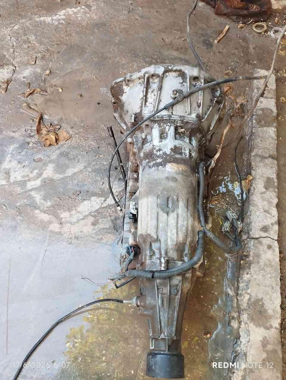 سيدان فنصه للبيع اغراض بلاديه اخو الجديد ***********
