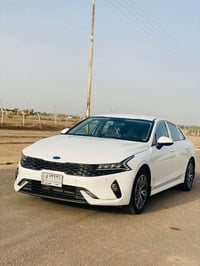 سياره كي فايف خليجي ٢١ ابيض كفاله عامه   السياره استقطاع مباشر ع الماس...