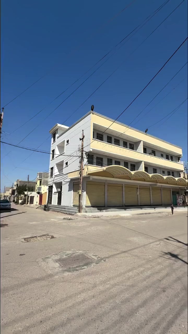 بيت للبيع في حي السلام طابو ملك صرف
🔴المساحة 150m وجه 6m
🔴يقع ع شارع 20m 
علق ب تم يوصل السعر تلقائي 
تفاصيل 
***********
***********
