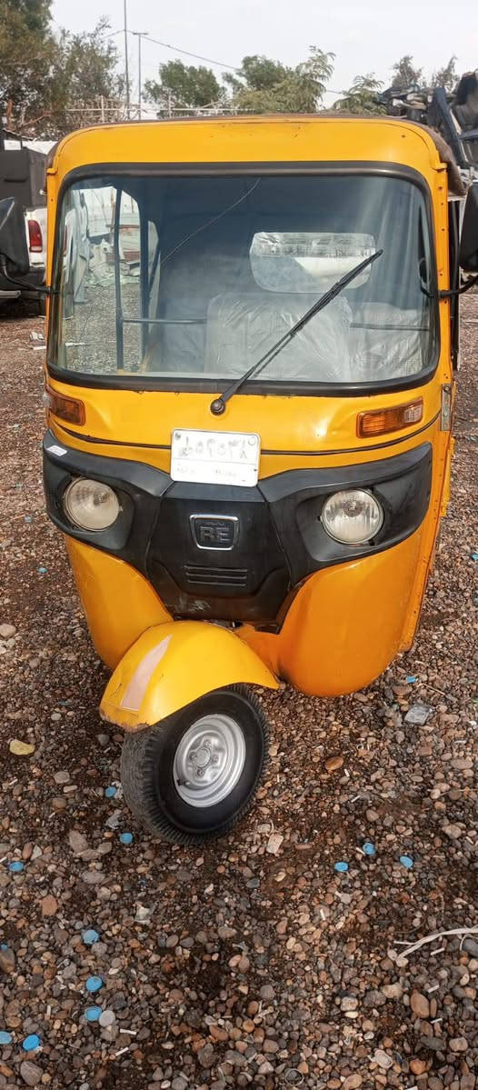 تكتك موديل ٢١ شهر ١٢ رقم وسنويه تحويل ثاني يوم
كير مكينة اكسل  لاتنقيص ولاتبخير كشر بي بارد بصيط 
تخم تاير 
مكان بغداد الغزاليه 
***********
