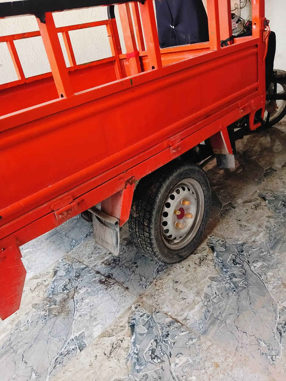 ستوتة أم تي آر ( أدوات ) ***********
السعر خاص وتدلل مكاني قضاء المدينه.
