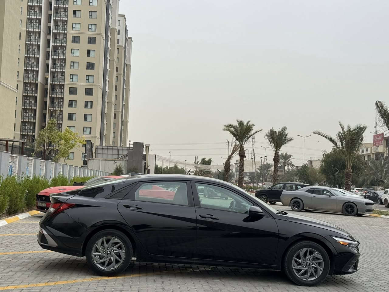 السلام عليكم

هونداي النترا

موديل 2024 شكل الجديد 

محرك 2000 دوش 

المواصفات
بصمة تشغيل 
بصمة ابواب 
تشغيل عن بعد 
شاشه كبيره 
دشبول متصل 
شاشه دجتال 
لد بالدشبول متغير
كامره خلفيه 
تحكم ستيرن فول
ويل كب
رادار امامي
رادار خلفي
رادار جانبي نقطه عمياء
تحديد مسار
قياده ذاتيه
تنبيه خروج عن المسار
لد نهاري

 الحادث خلفي  
قبق جنطه صبغ + جاملغ خلفي + باب خلفي 
السياره دخول جديد وترقيم جديد

تريد تحويل او وكاله 
 السعر 145

العنوان بغداد الكرخ حي جهاد اتصال ☎️ ***********
