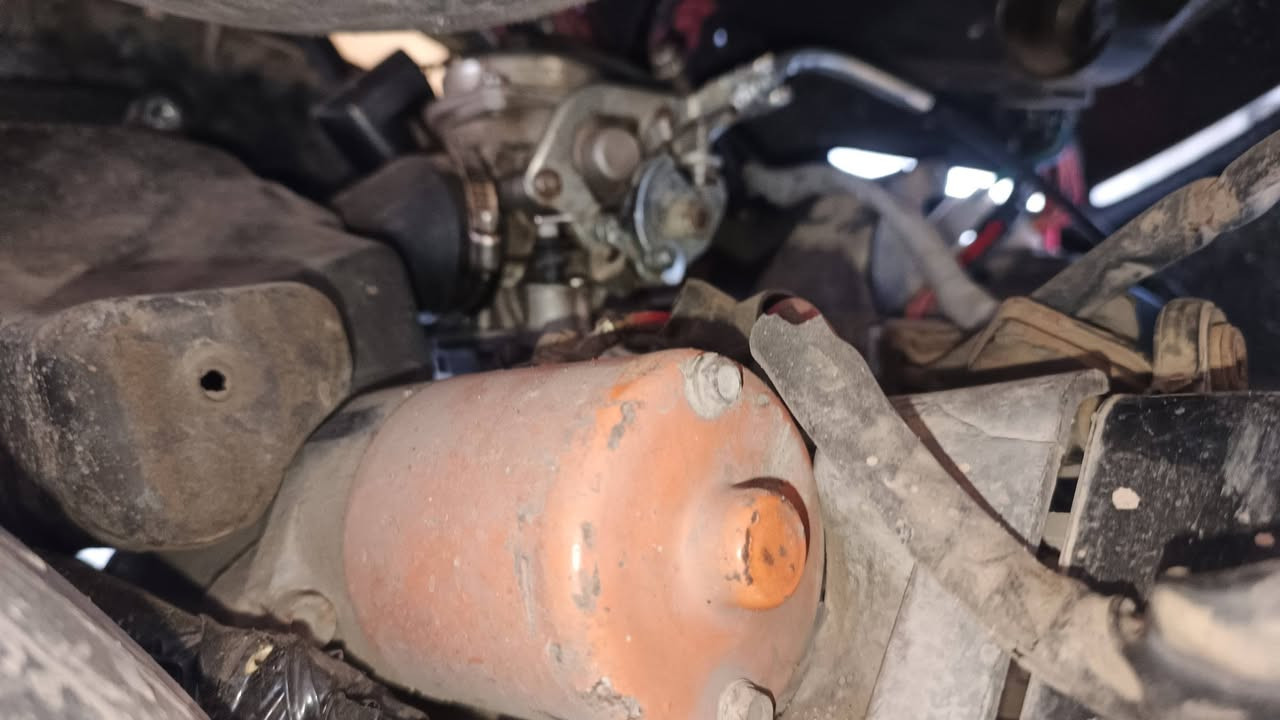 السلام عليكم دراجه ماكس عدله للبيع
 المكينه مكفوله فقط مبدل ولفات
 والدراجه خير من الله
 السعر 350 وبيها مجال 
للاستفسار ***********
 المكان/ بغداد"الكرخ "
