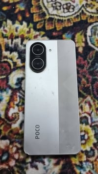 بوكو C71 • شاشة مكسورة • لمس شغال