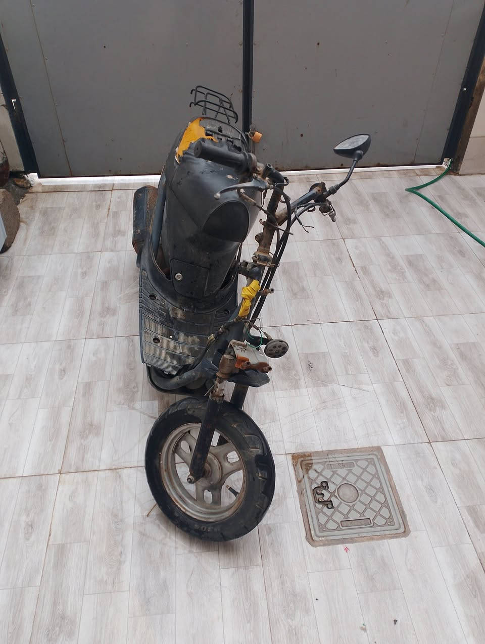 متاح هوندا يحتاج تعمير
شاصي حيل نظيف تايات جدد

بس يحتاج تعمير 

يارمجة الشرقية 

‏‪0776 932 7351‬‏
