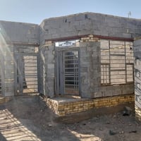 ٣٠٠م • غرفتين • قرب فرع أبوالماش