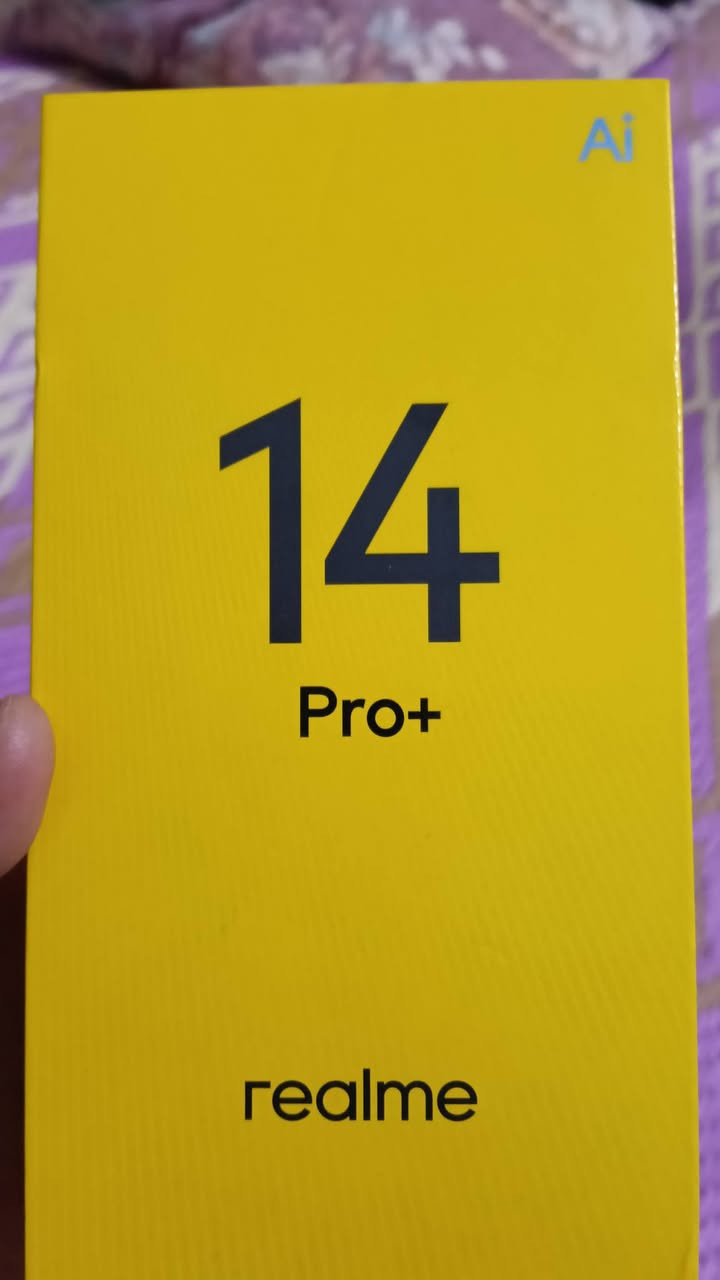 ريلمي 14 برو بلس ذاكره 512 الرام 14 + 12 مستخدم شهر ملحقات كامله السعر 425 الرقم *********** بغداد الحسينيه
