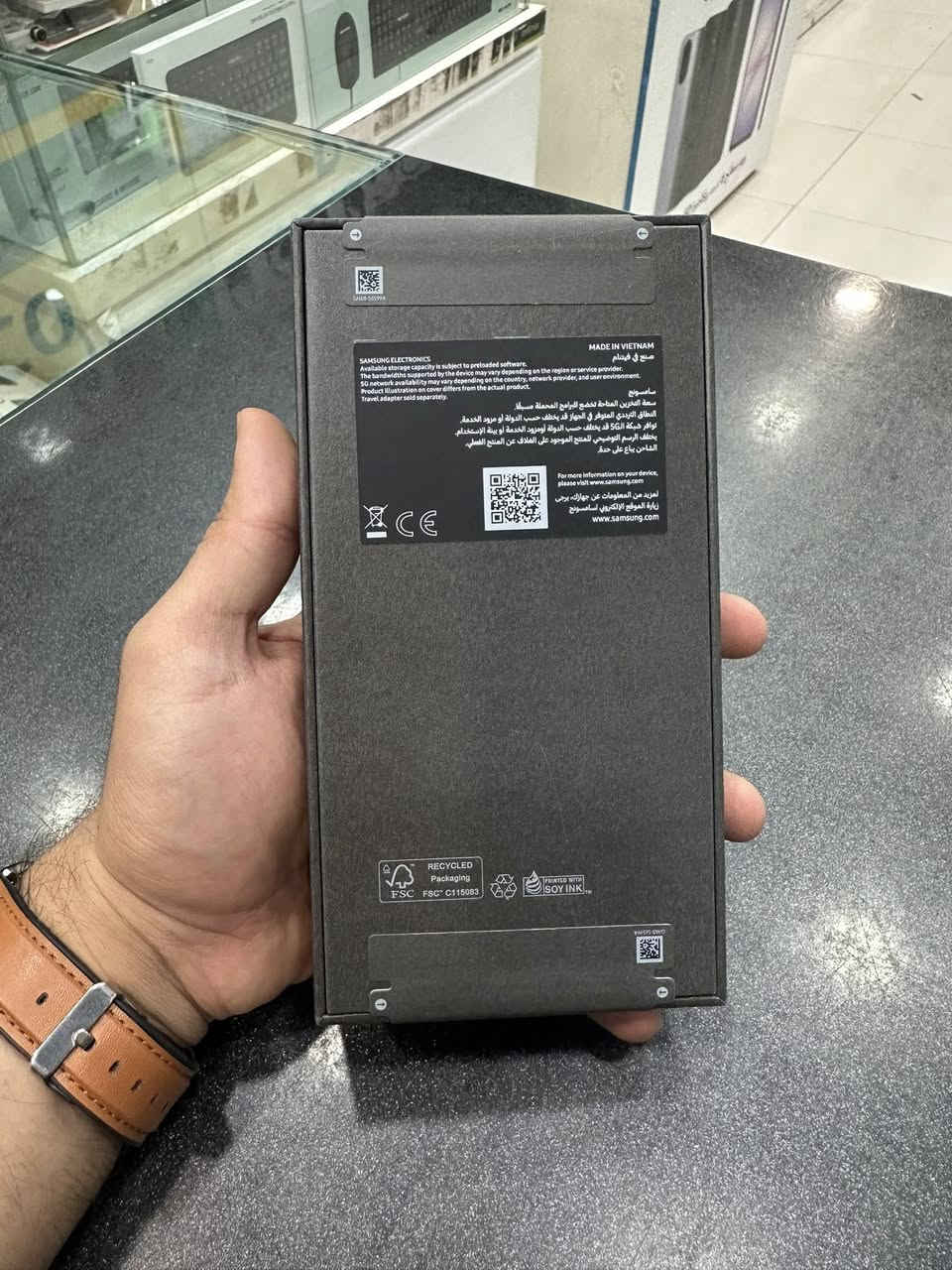 🔺مرحبا شباب كلكسي S25 الترا 256G
➖جهاز جديد 
➖رايدة مليون و250 قفل
➖بيع او مراوس 
➖للاستفسار متواجد واتساب فقط☎️
***********
